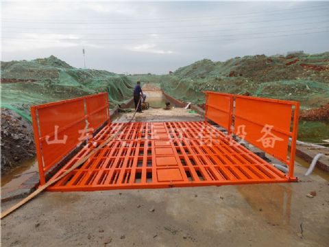 點擊查看詳細信息<br>標(biāo)題：寬*長*高 4m*6m*1.2m 100T工程洗車機  閱讀次數(shù)：4311